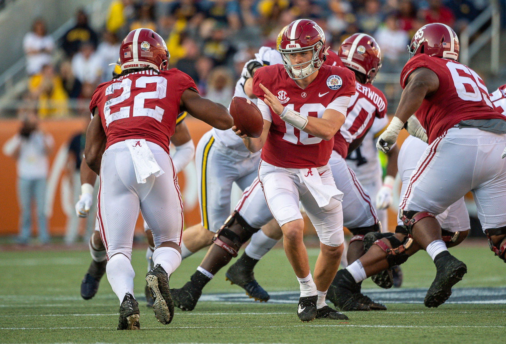 Alabama QB Mac Jones, 10-1